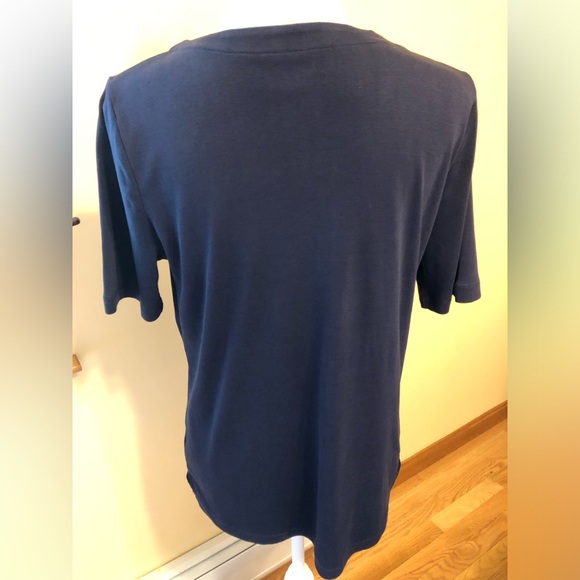 Talbots, LP, 100% Pima Cotton dark blue T-Shirt. - Picture 2 of 7